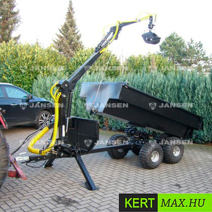 Wald Förster Holzfäller forest forester lumberjack wald baum tree négy kerék munkagép kiközelítő szállító jármű traktor kitermel terepjáró rönkszállító utánfutó rakodó daru közelítőgép erdész erdő erdei erdészeti faanyag farönk tuskó fogó markoló  billenő kanál hidraulikus plató szállít